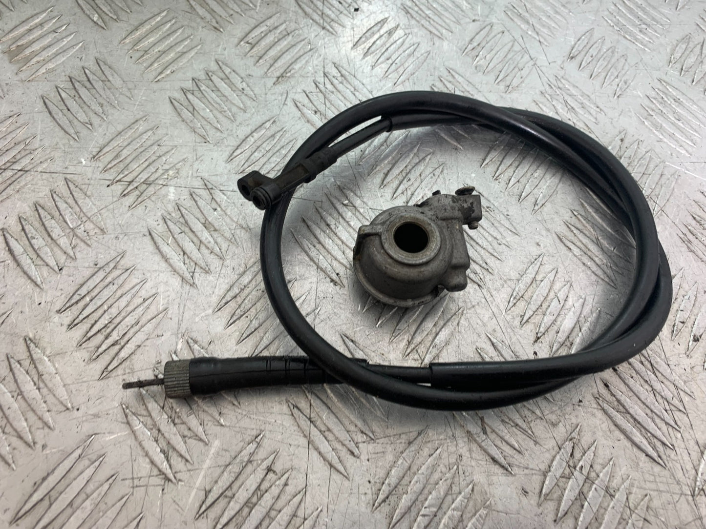 HONDA VT700 VT 700 SHADOW SPEEDO DRIVE AND CABLE   YEAR 1984-85 (CMB1328)