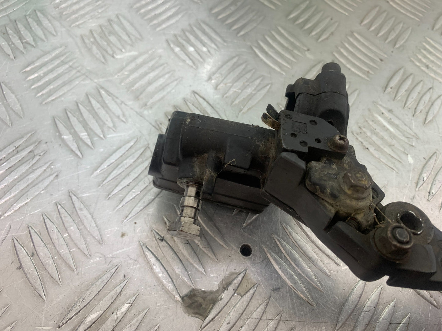 KAWASAKI ZZR1100 D FRONT BRAKE MASTER CYLINDER  YEAR 1993-2001 (CMB1164)