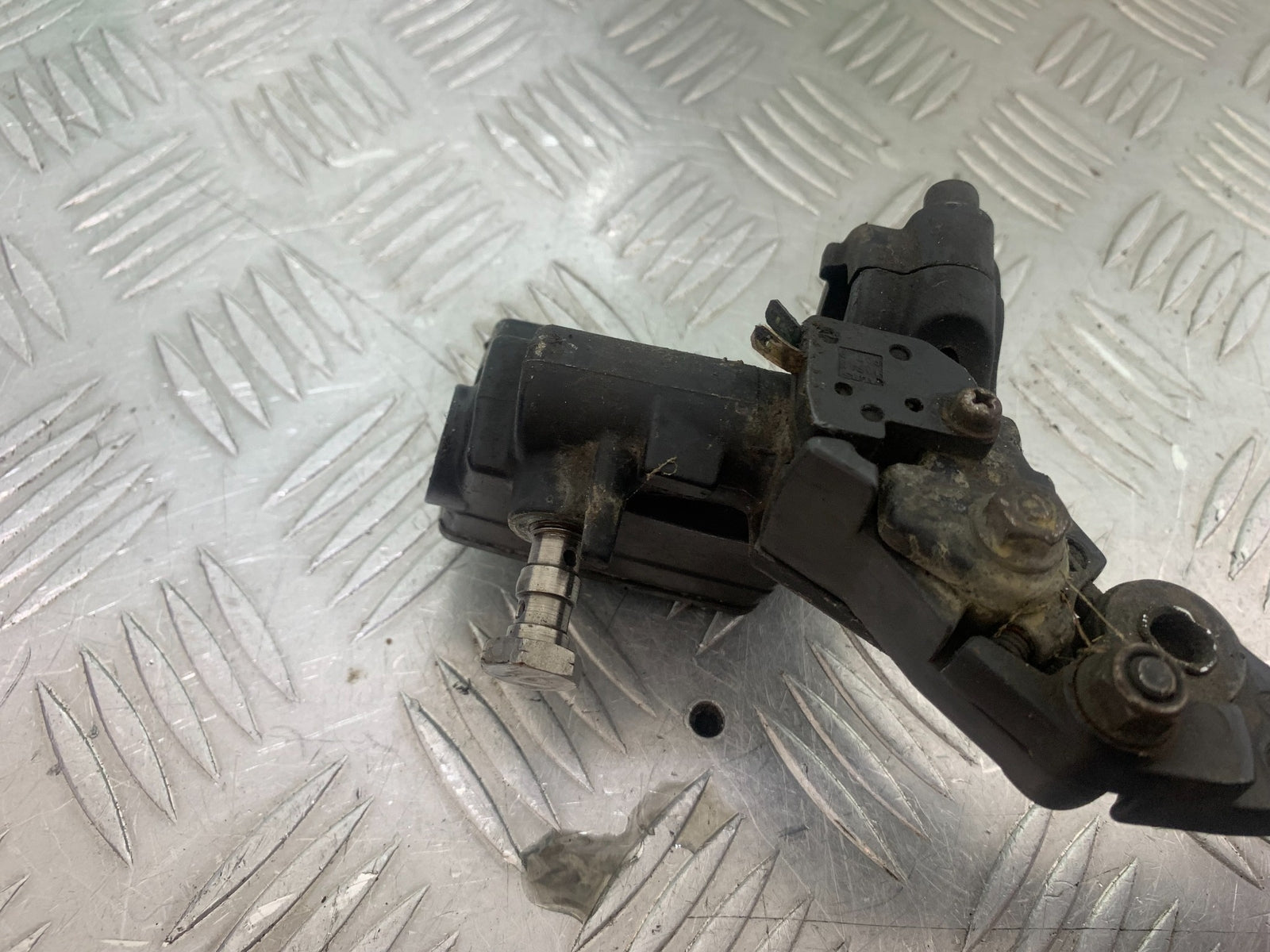 KAWASAKI ZZR1100 D FRONT BRAKE MASTER CYLINDER  YEAR 1993-2001 (CMB1164)