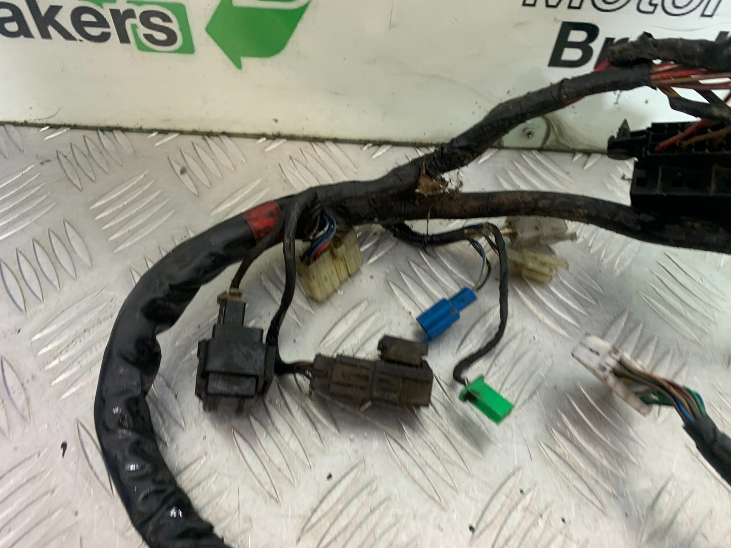 YAMAHA FZS600 FAZER 600 WIRING LOOM   YEAR 1998-2001 (CMB1267)