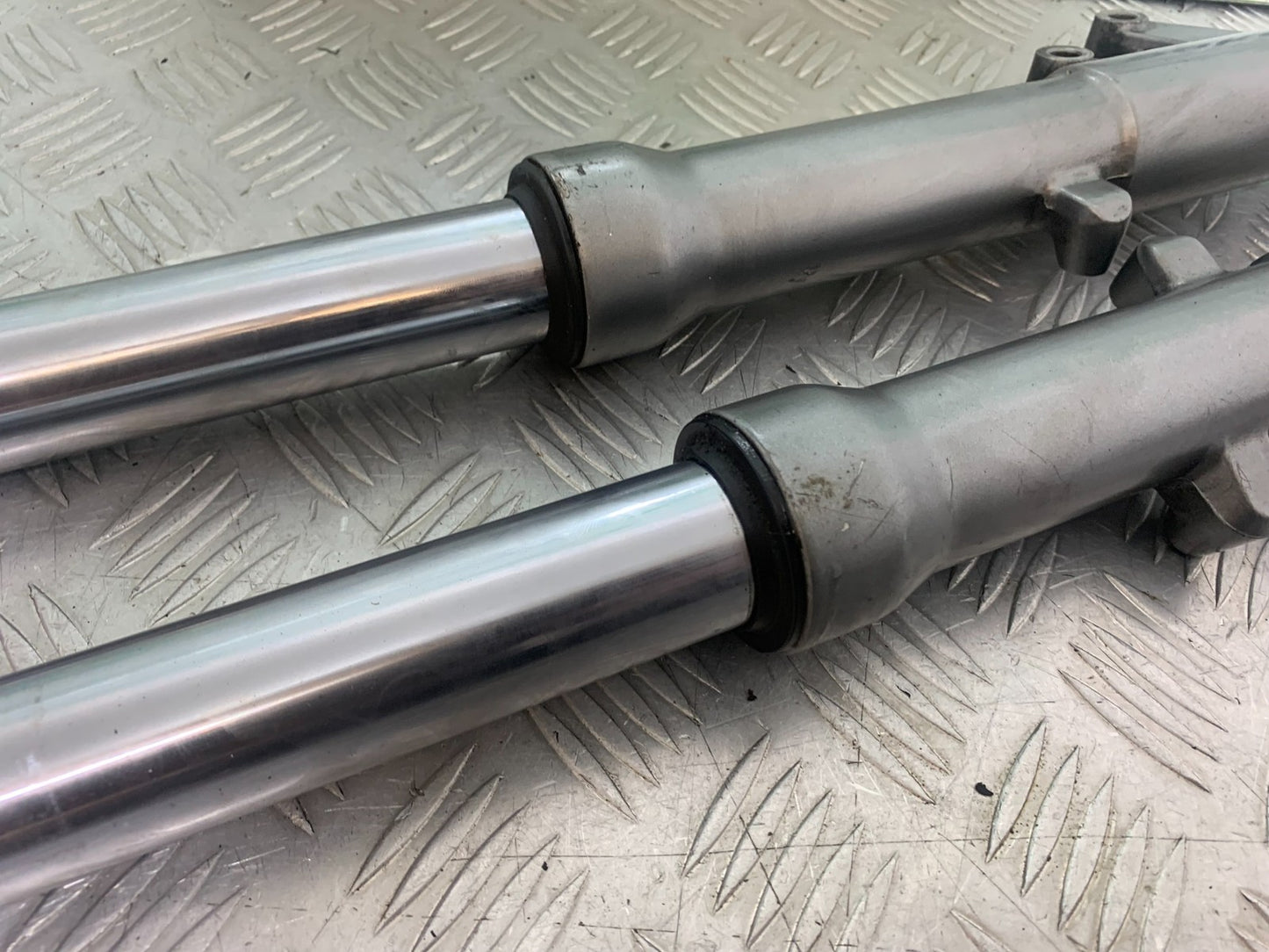 KAWASAKI ZX6R ZX6 F FORKS   YEAR 1995-1997 (CMB1169)