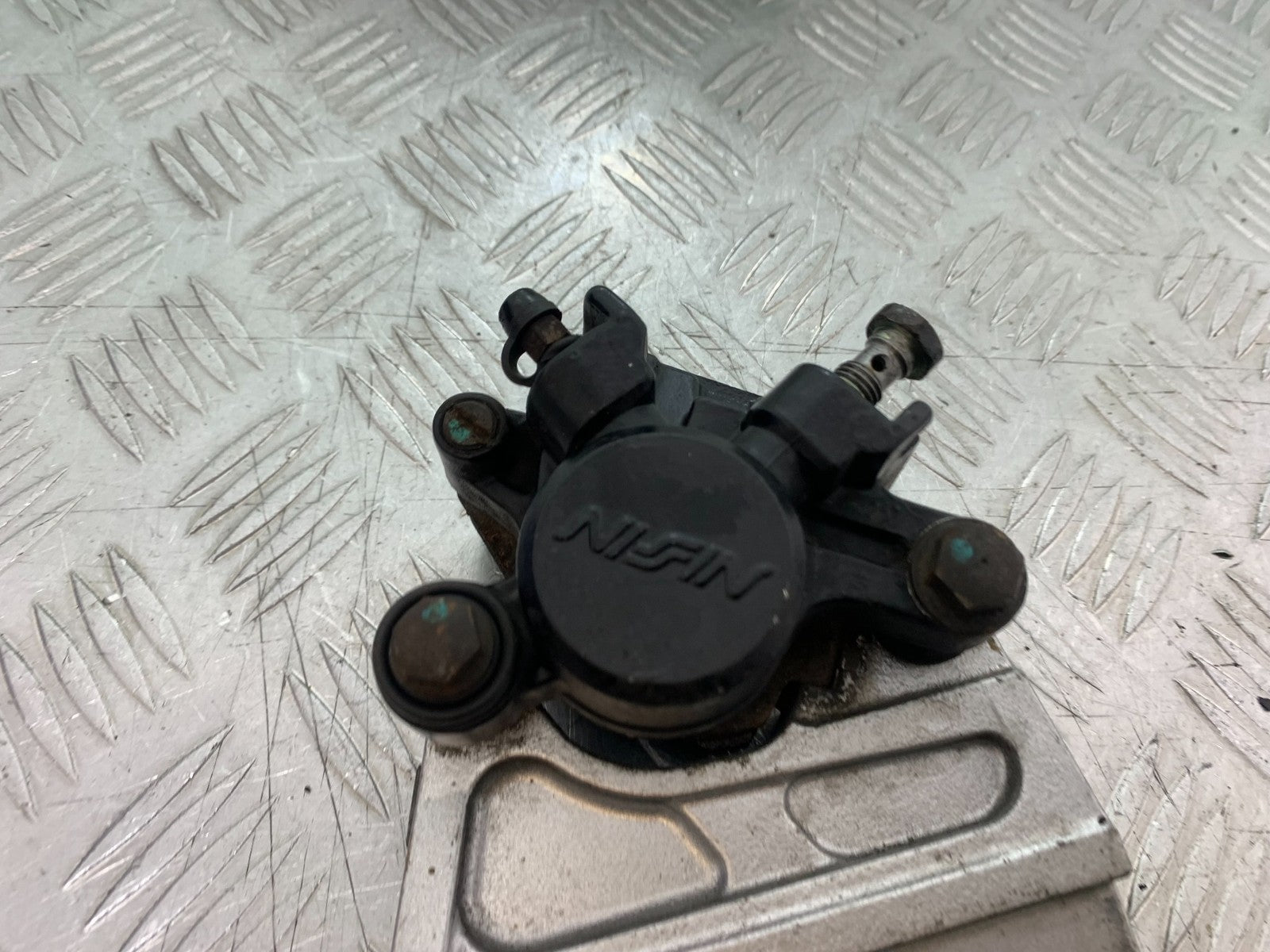 TRIUMPH 955i DAYTONA REAR BRAKE CALIPER YEAR 2002-2006 (CMB1229)