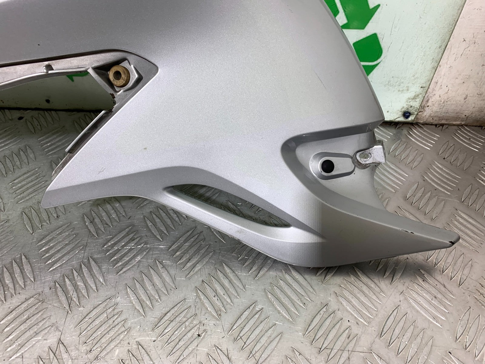 BMW F800 GT LEFT FAIRING PANEL  YEAR 2013-2017 (CMB1248)