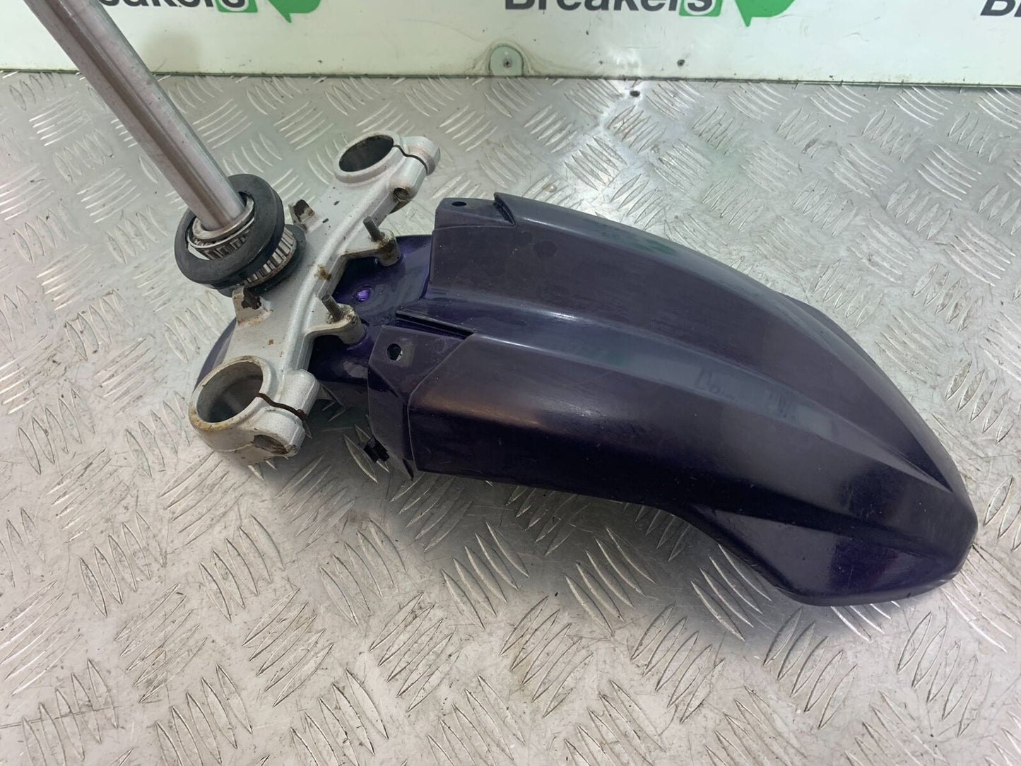 YAMAHA XT125 X XT 125 X FRONT MUDGUARD AND YOKE   2005-2011 (CMB1097)