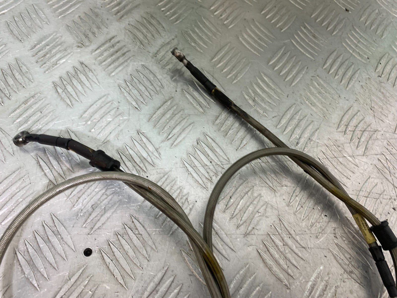 SUZUKI GSF600 GSF 600 BANDIT BRAIDED BRAKE LINES   2000-2004 (CMB1269)
