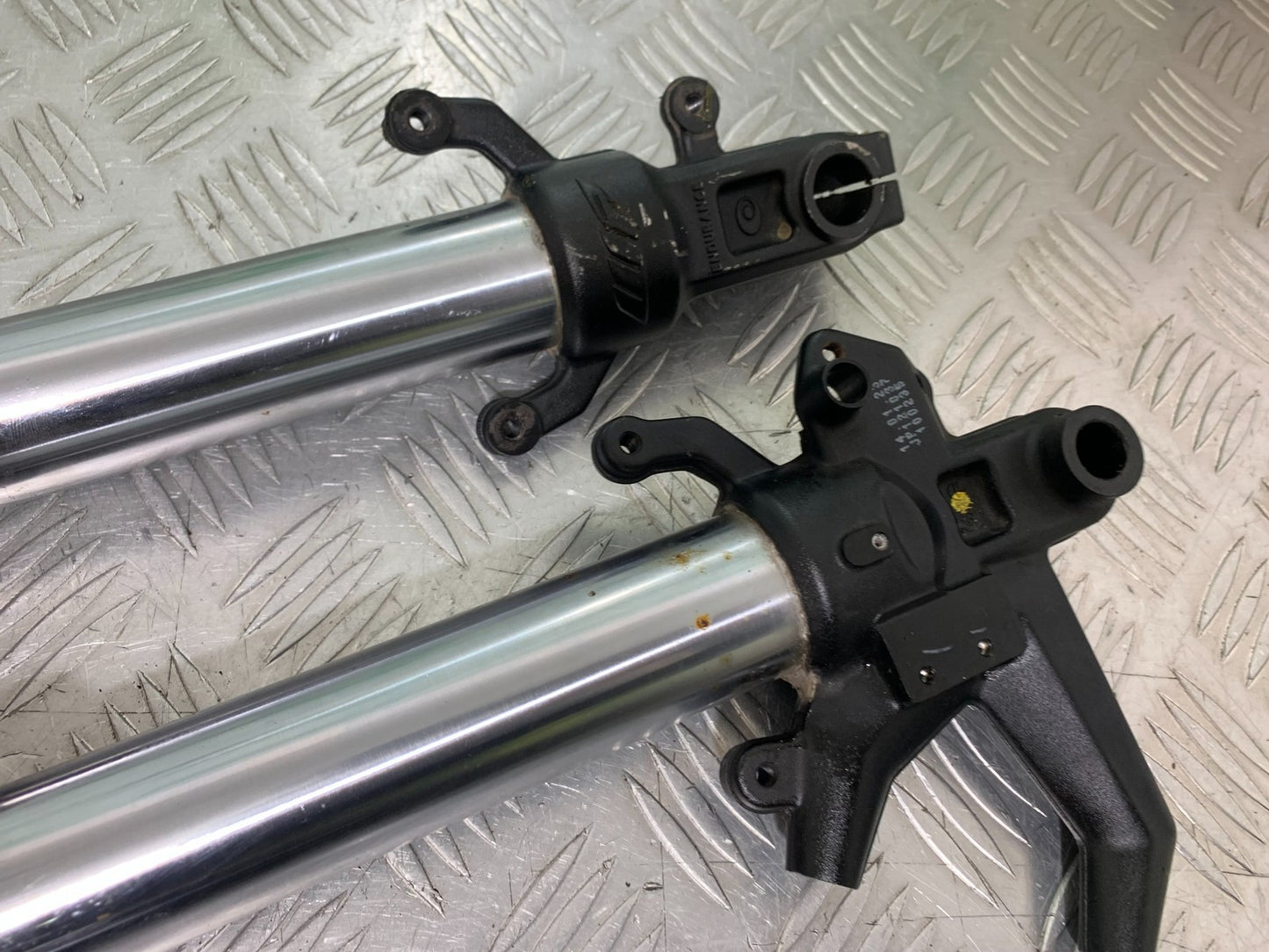 KTM DUKE 125 FORKS YEAR 2017-2022 (CMB1274)