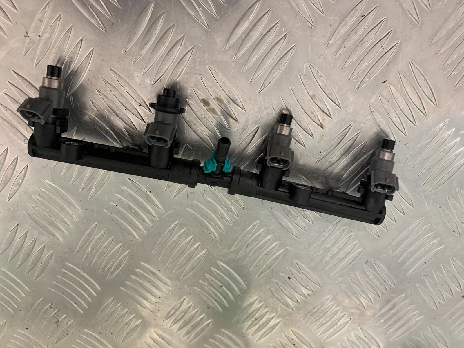 HONDA CBR1000 rr FIREBLADE INJECTORS  YEAR 2008-2011 (STOCK 986)