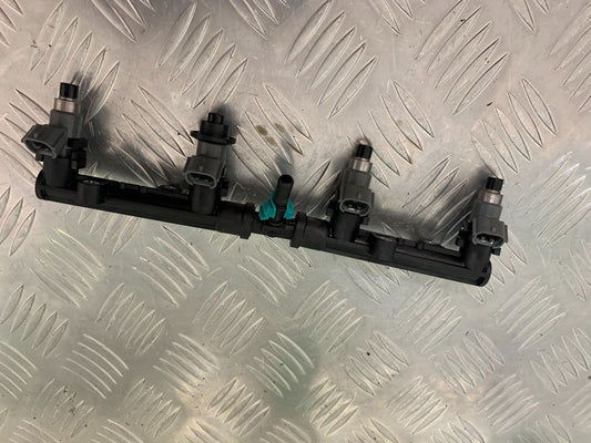 HONDA CBR1000 rr FIREBLADE INJECTORS  YEAR 2008-2011 (STOCK 986)