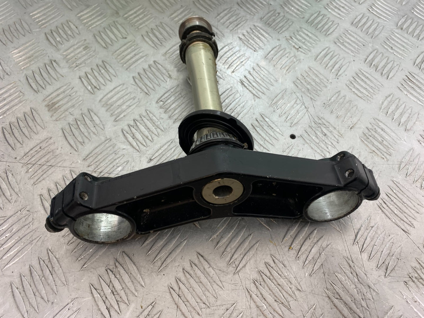 KAWASAKI ZX9R ZX9 R BOTTOM YOKE YEAR 1998-1999 (CMB1329)