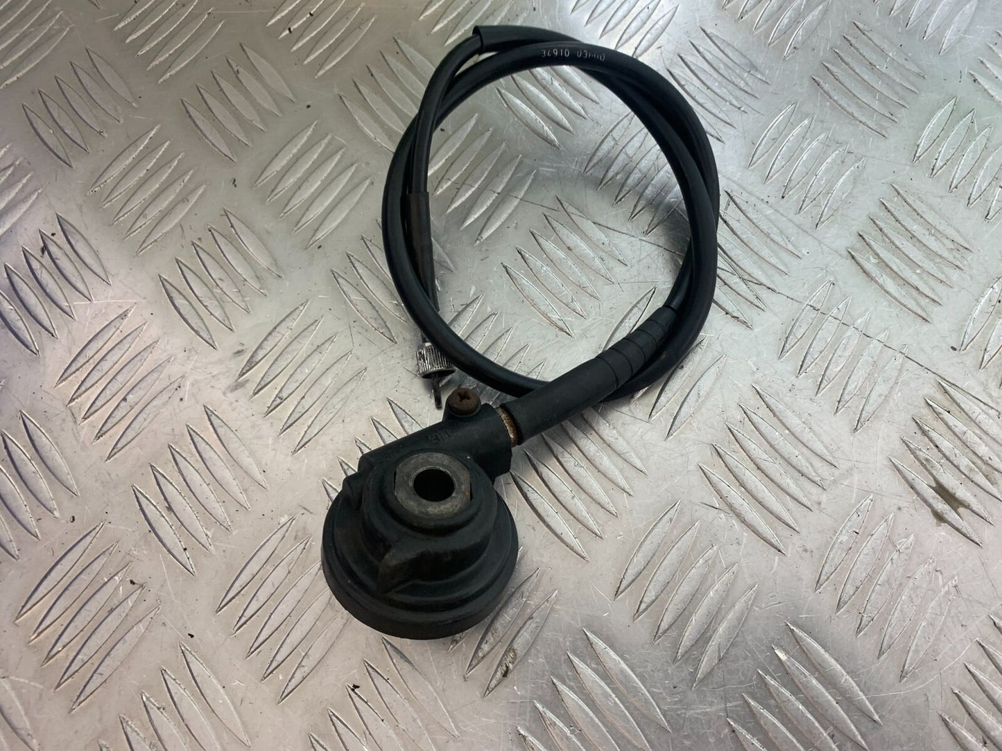 SUZUKI AN 200 UN 200 BURGMAN SPEEDO DRIVE AND CABLE YEAR 2007-09 (CMB1128)