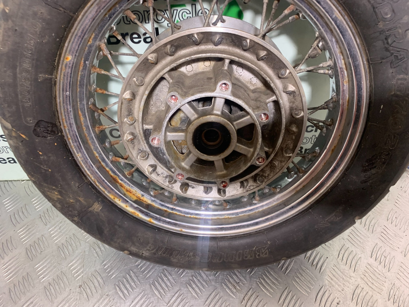 KAWASAKI VN1500 CLASSIC REAR WHEEL YEAR 1999 -2006 (CMB1166)