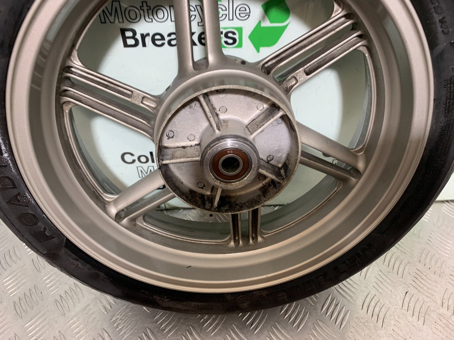 HONDA CBF600 CBF 600 REAR WHEEL YEAR 2004 -07 (CMB1247)