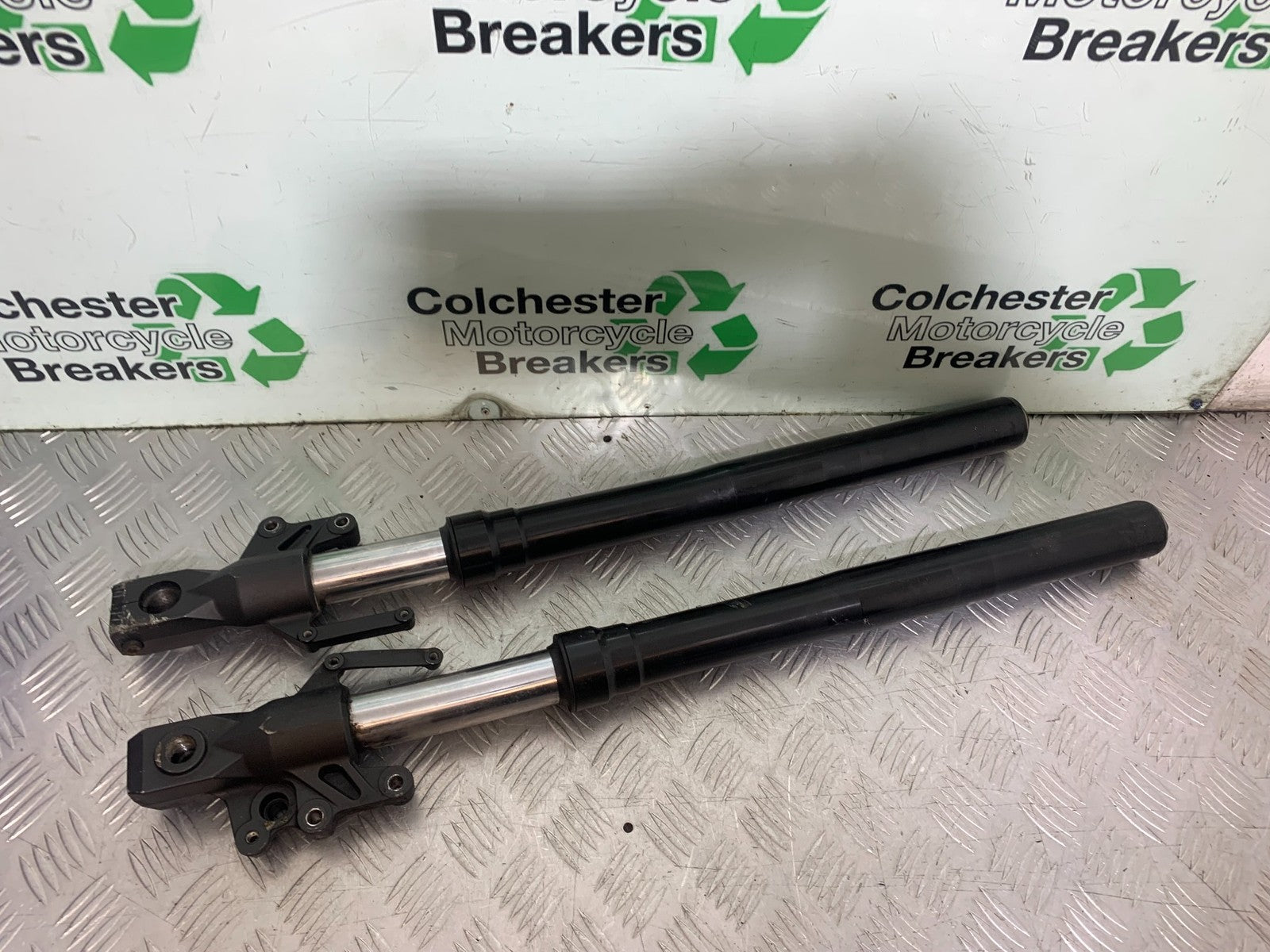 KAWASAKI 650 VERSYS FORKS (BENT SOLD AS PARTS) YEAR 2015-2018 (CMB1288)