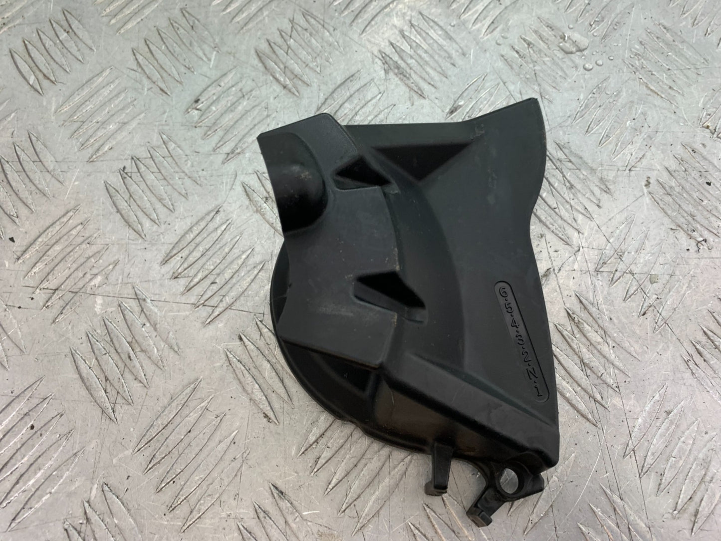 HONDA CBR1000 RR SPROCKET COVER  YEAR 2008-2011 (CMB1330)