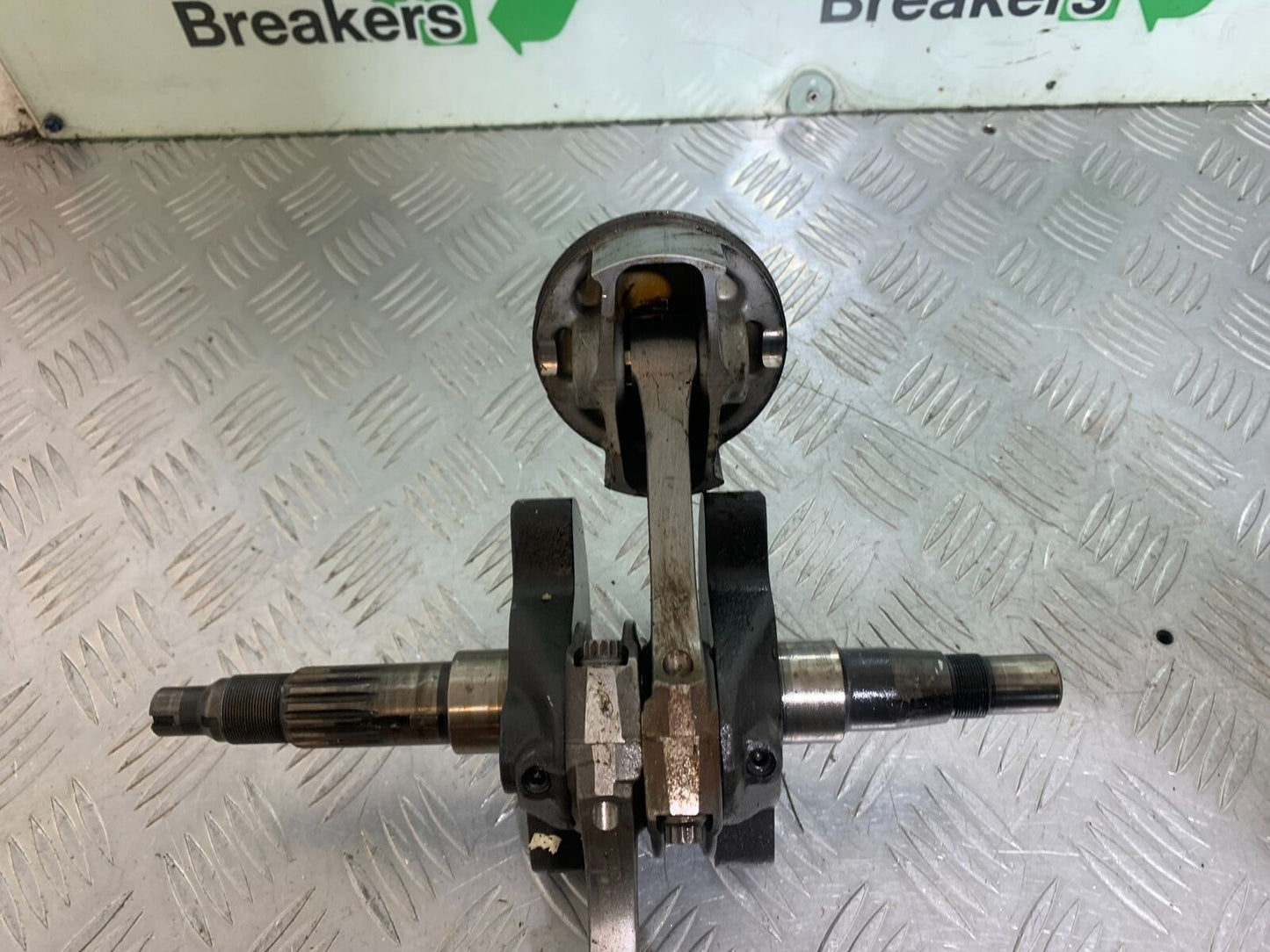 DUCATI 748 CRANKSHAFT (SOLD AS PARTS)   YEAR 1999 2003