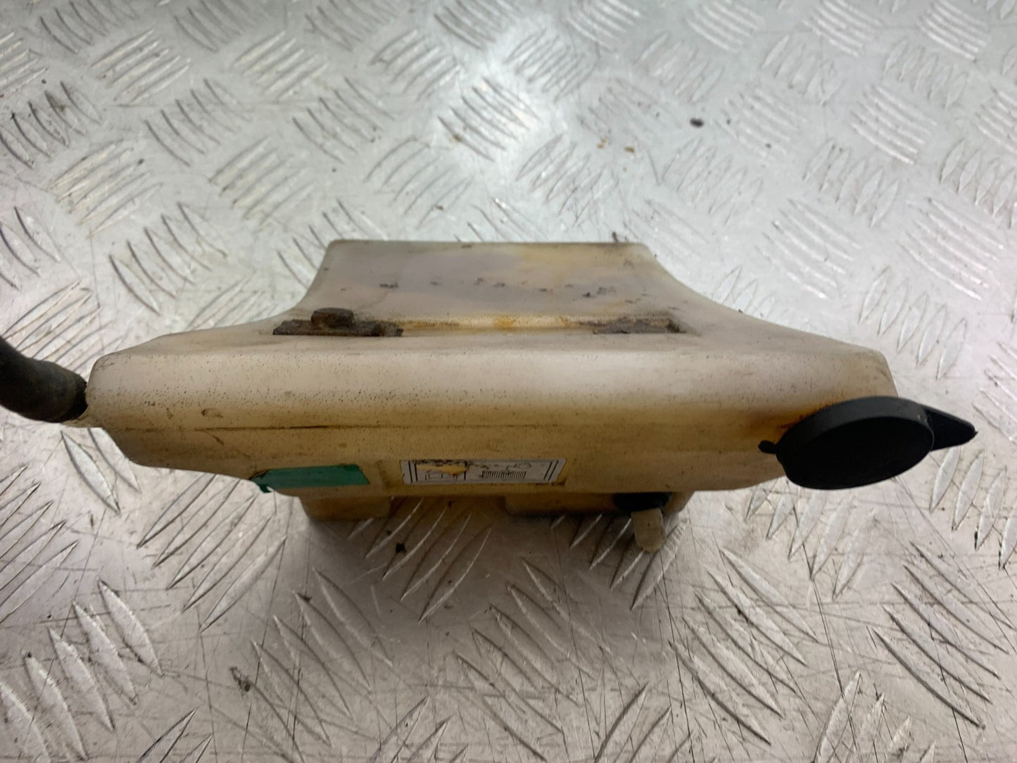 TRIUMPH TROPHY 900 COOLANT BOTTLE   YEAR 1991-95 (CMB1251)