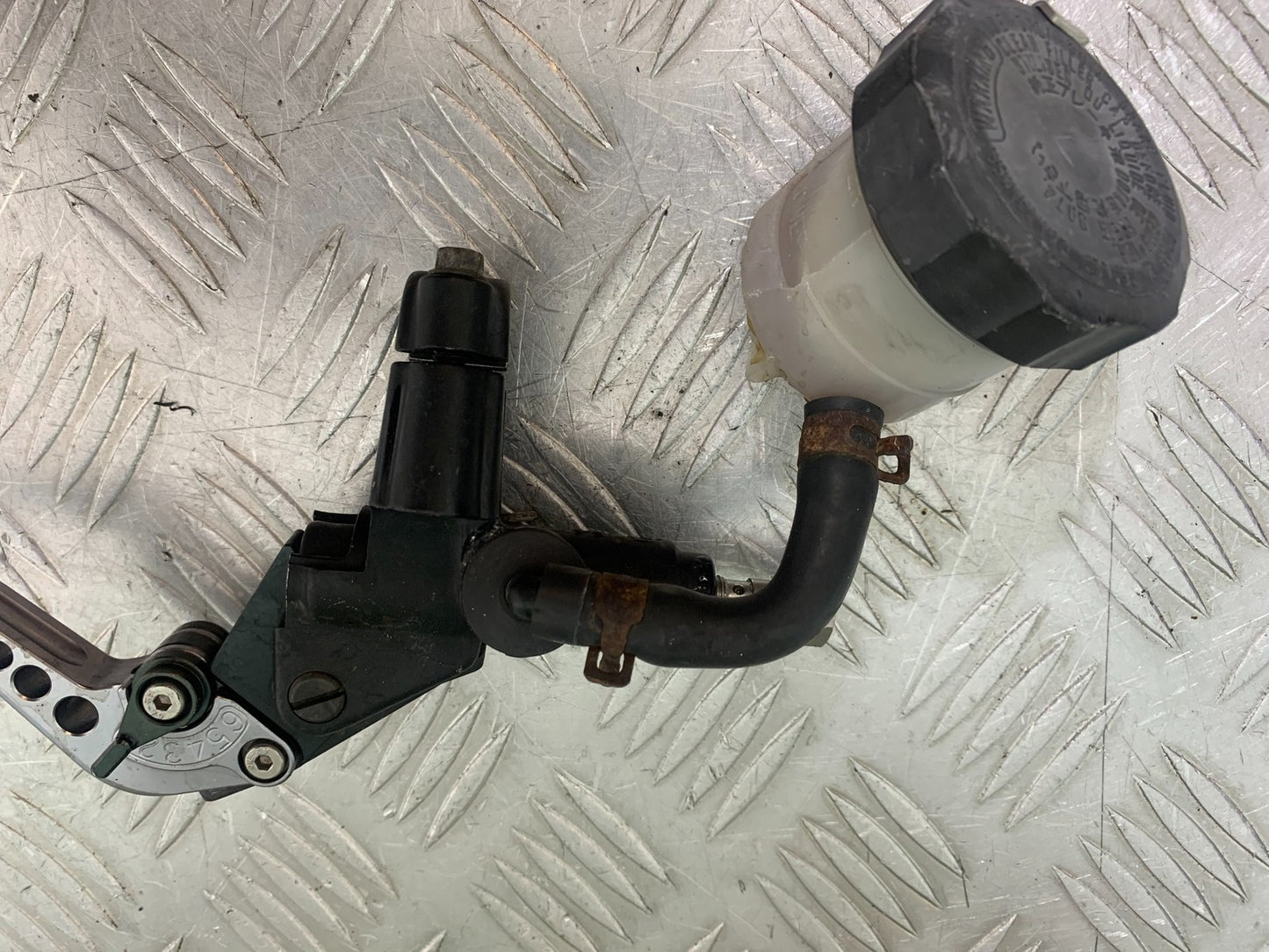 SUZUKI GSXR600 GSXR 600 K1 K2 K3 FRONT BRAKE MASTER CYLINDER 1999-03 (CMB1284)
