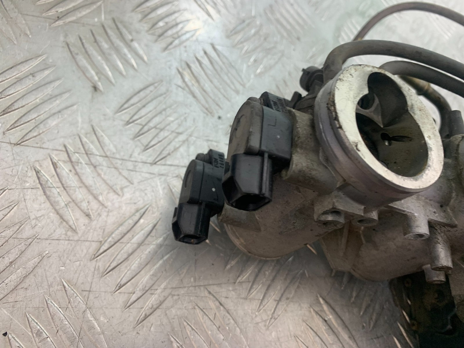 KAWASAKI Z750 Z 750 THROTTLE BODIES   YEAR 2004-2006  (CMB1234)