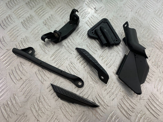 APRILIA SL750 SL 750 SHIVER INFILL COVERS   YEAR 2008-2016 (CMB1242)