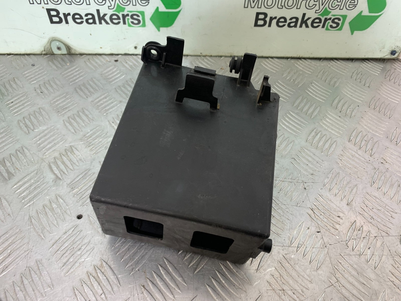 YAMAHA XV1100 XV 1100 VIRAGO BATTERY BOX 1990-1999 (CMB1190)
