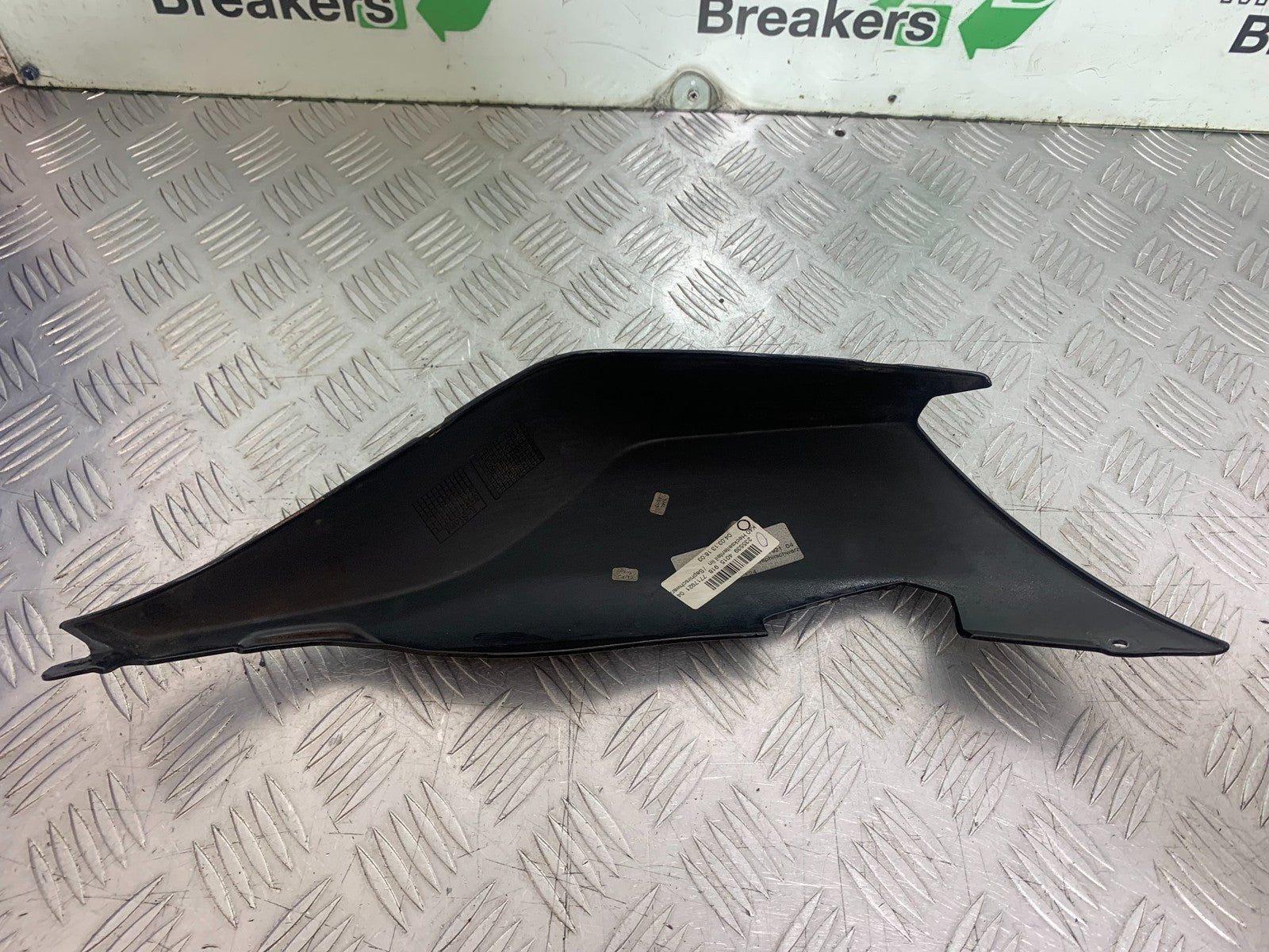 BMW K1300 S K 1300 S LEFT SEAT PANEL  YEAR 2009-16 (CMB1216)