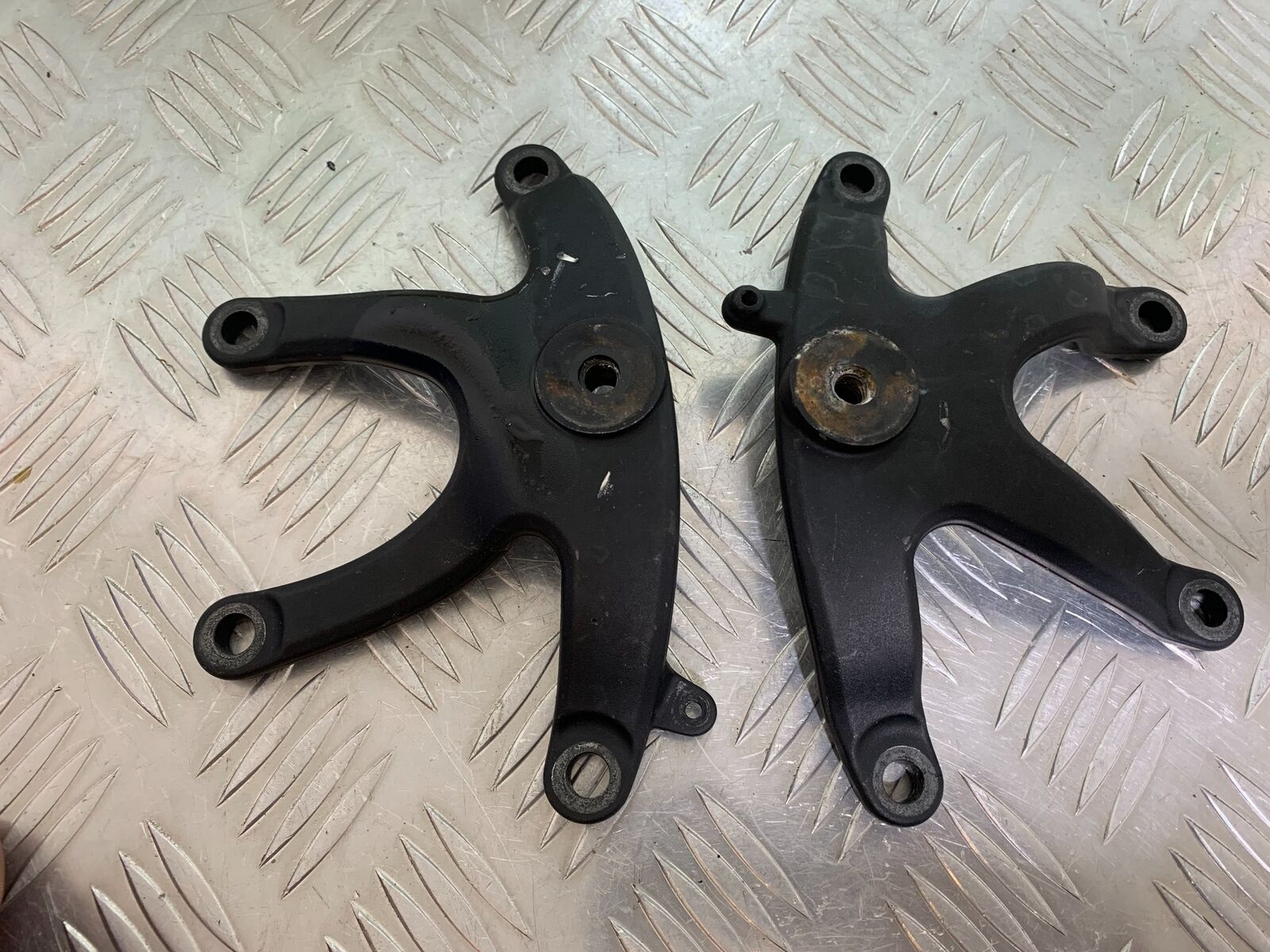 KTM 1290 SUPER DUKE ENGINE BRACKETS  YEAR 2014-2016 (CMB1006)