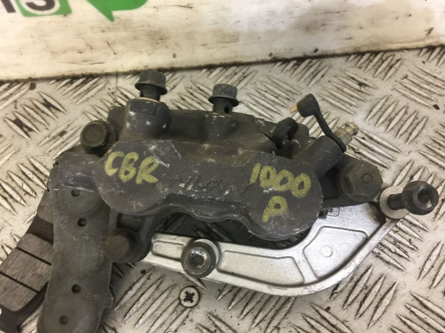 HONDA CBR1000 CBR 1000 FP FR FRONT RIGHT CALIPER  (STOCK 519)