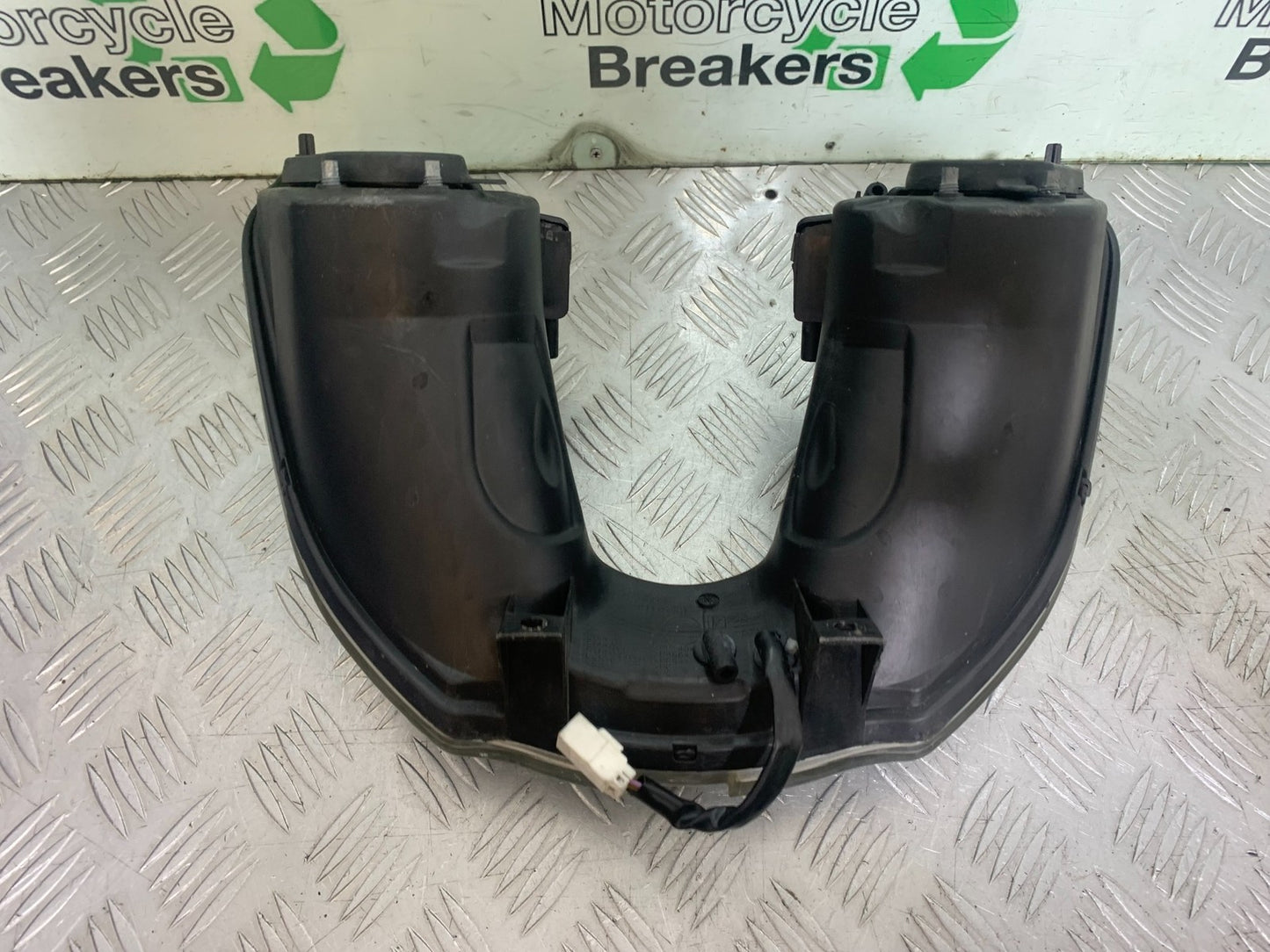 PIAGGIO MP3 250 ie HEADLIGHT  YEAR 2007 (CMB1307)