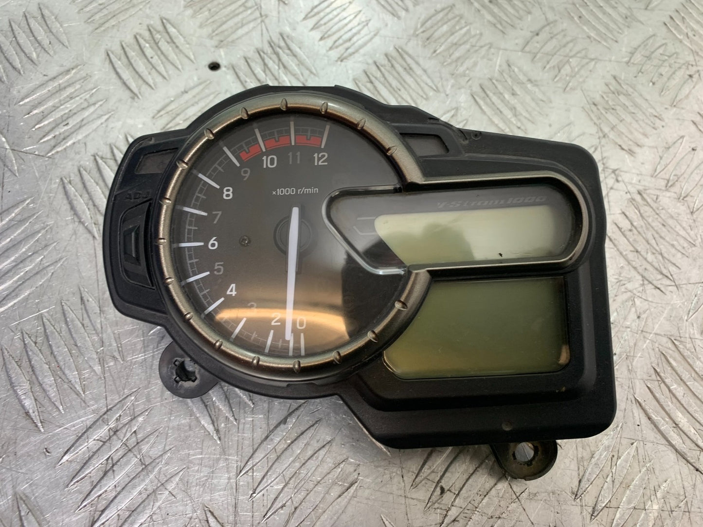 SUZUKI DL1000 V-STROM CLOCKS SPEEDO DASH   YEAR 2014-2019 (CMB1325)