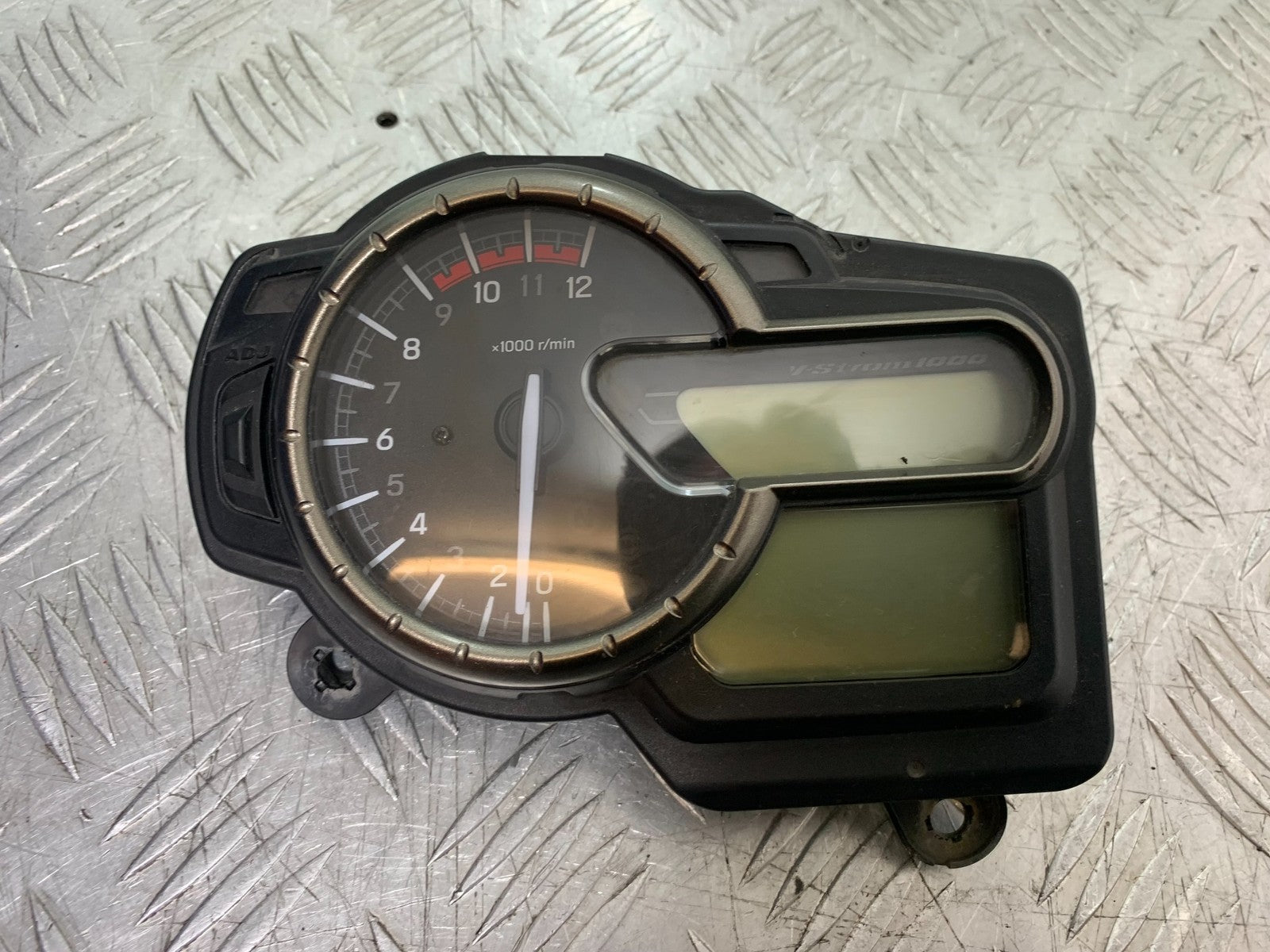 SUZUKI DL1000 V-STROM CLOCKS SPEEDO DASH   YEAR 2014-2019 (CMB1325)