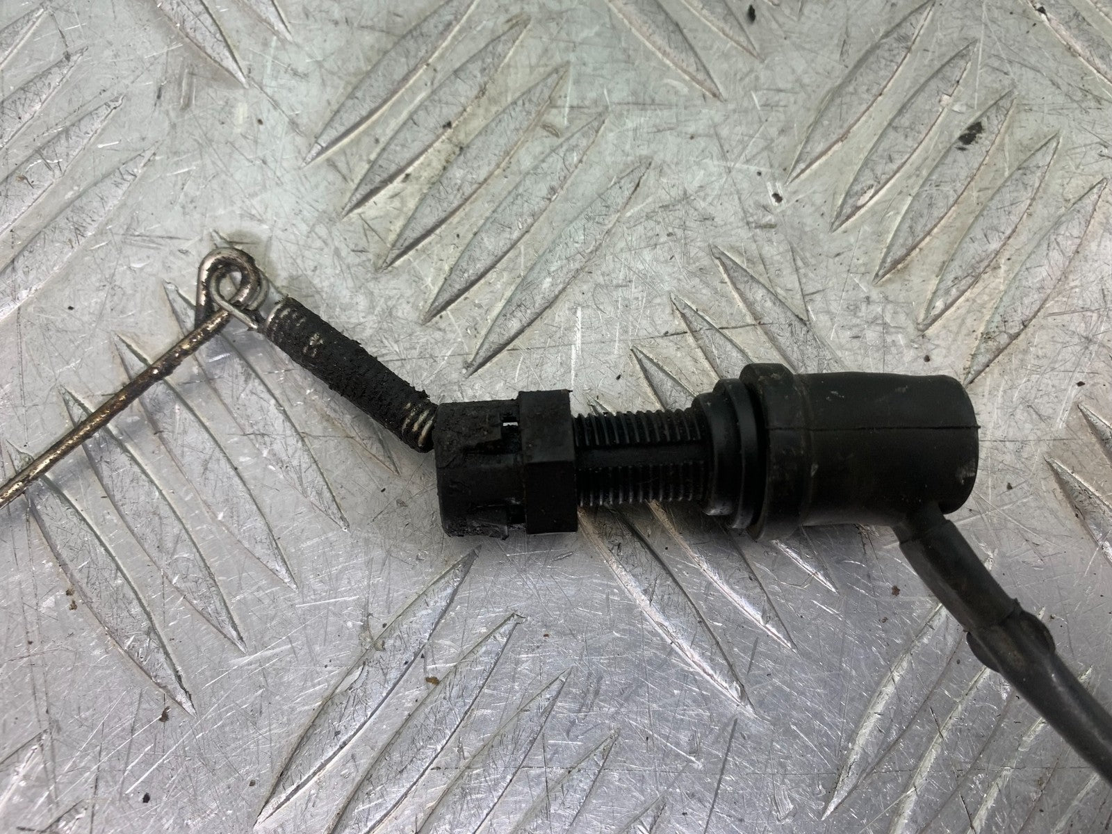 YAMAHA YBR125 CUSTOM REAR BRAKE LIGHT SWITCH  YEAR 2008-2016 (CMB1192)
