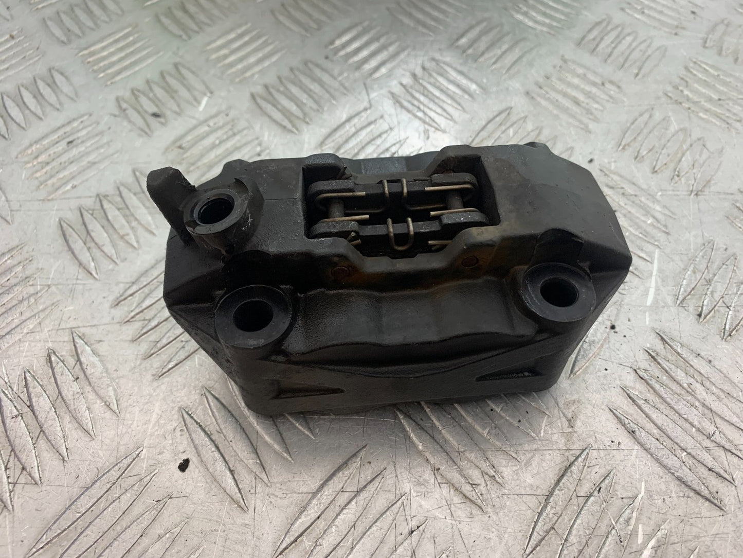 YAMAHA YZF-R125 YZF 125 FRONT BRAKE CALIPER  YEAR 2019-2022 (CMB1263)