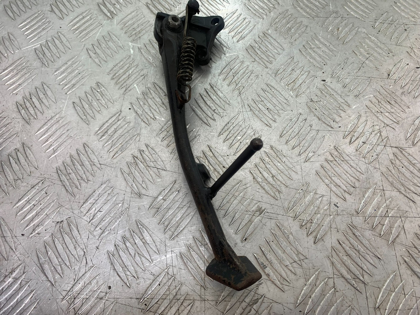 TRIUMPH 1050 SPRINT ST SIDE STAND  YEAR 2004-2007 (CMB1197)