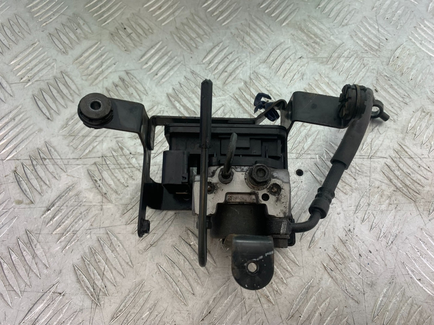 HONDA CB500 F CB500F ABS PUMP  YEAR 2013-2015  (CMB1235)