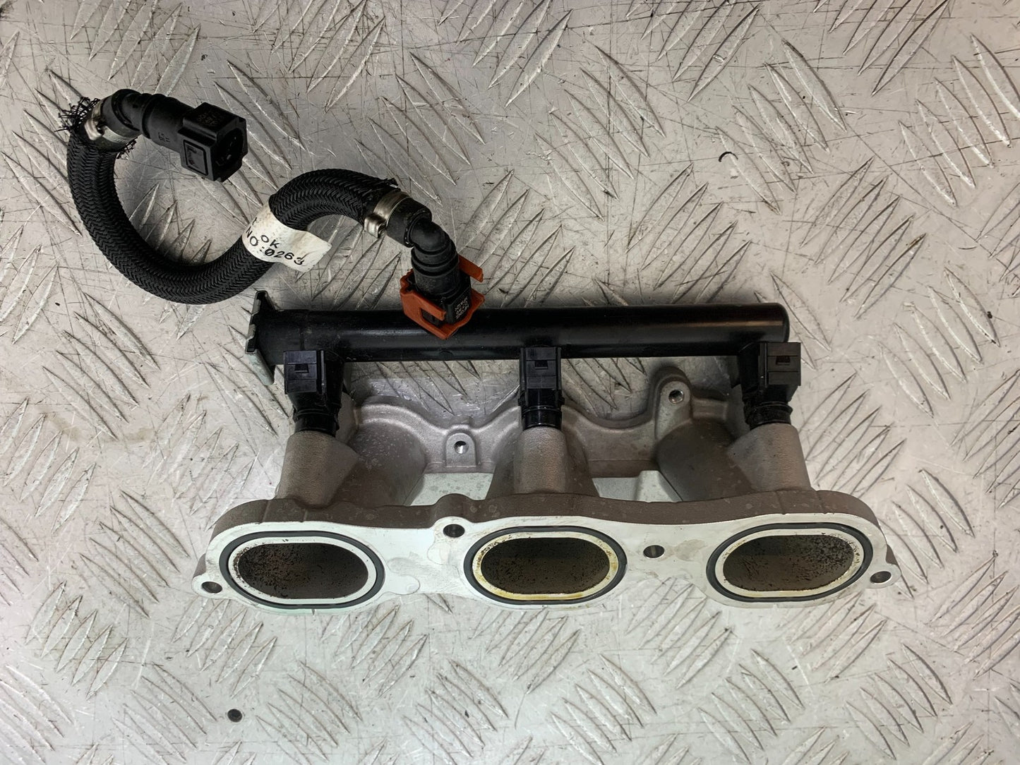 TRIUMPH TRIDENT 660 INJECTORS AND MANIFOLD YEAR 2021-2024 (CMB1295)