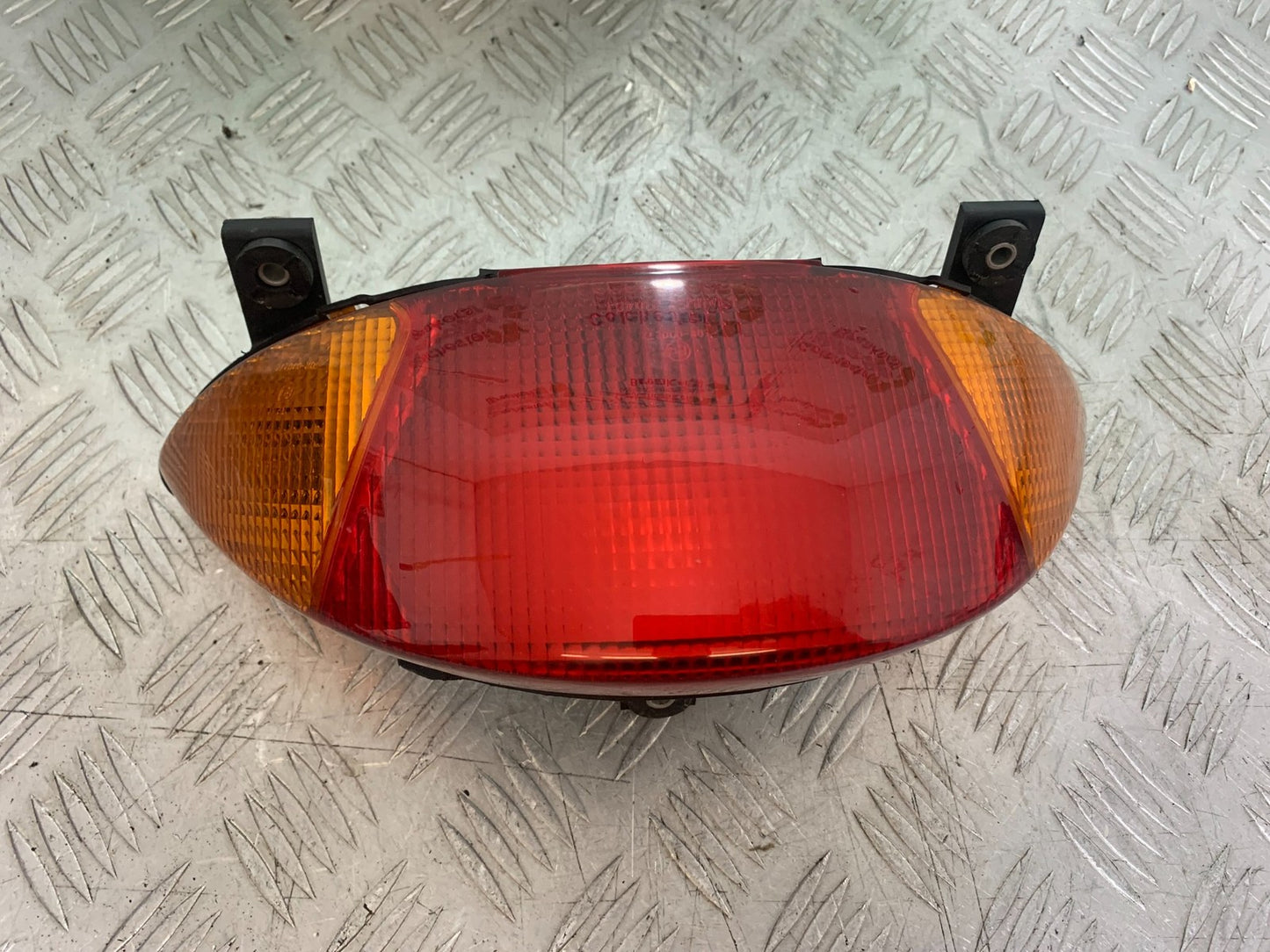 HONDA NT650 V DEAUVILLE REAR LIGHT  YEAR 1998-01(CMB1320)