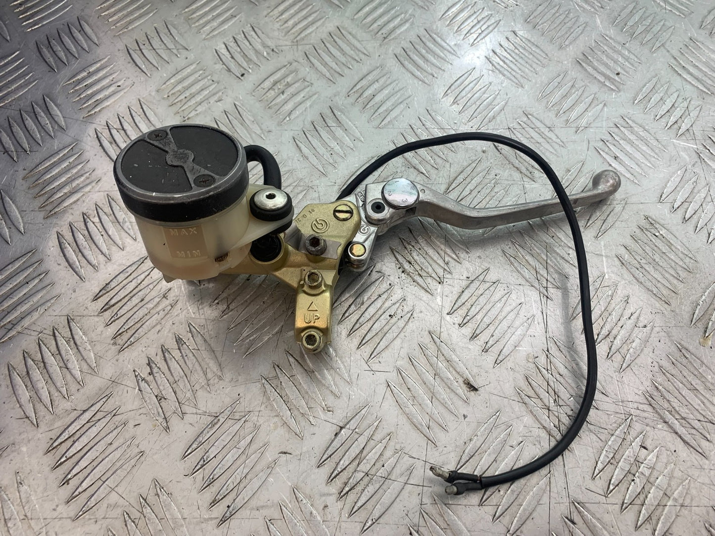 DUCATI 996 SPS 748 916 998 BRAKE MASTER CYLINDER   1999-2000 (CMB1209)