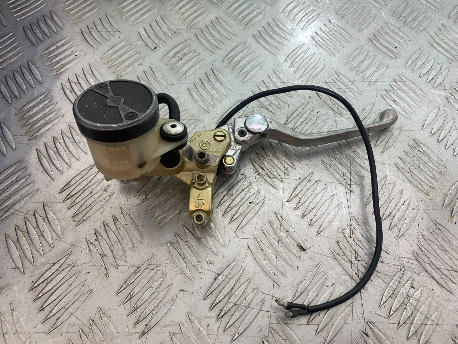 DUCATI 996 SPS 748 916 998 BRAKE MASTER CYLINDER   1999-2000 (CMB1209)