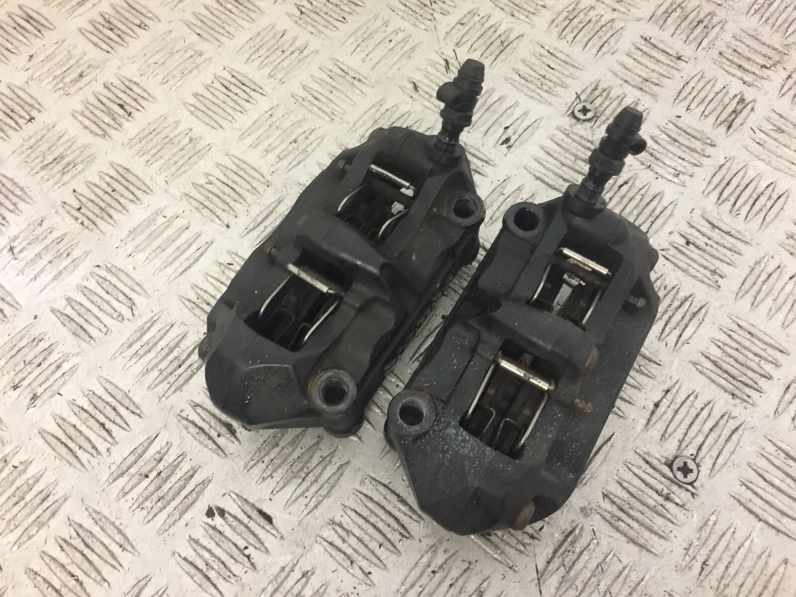 KTM 990 SUPERMOTO FRONT BRAKE CALIPERS  YEAR 2008 (STOCK 662)