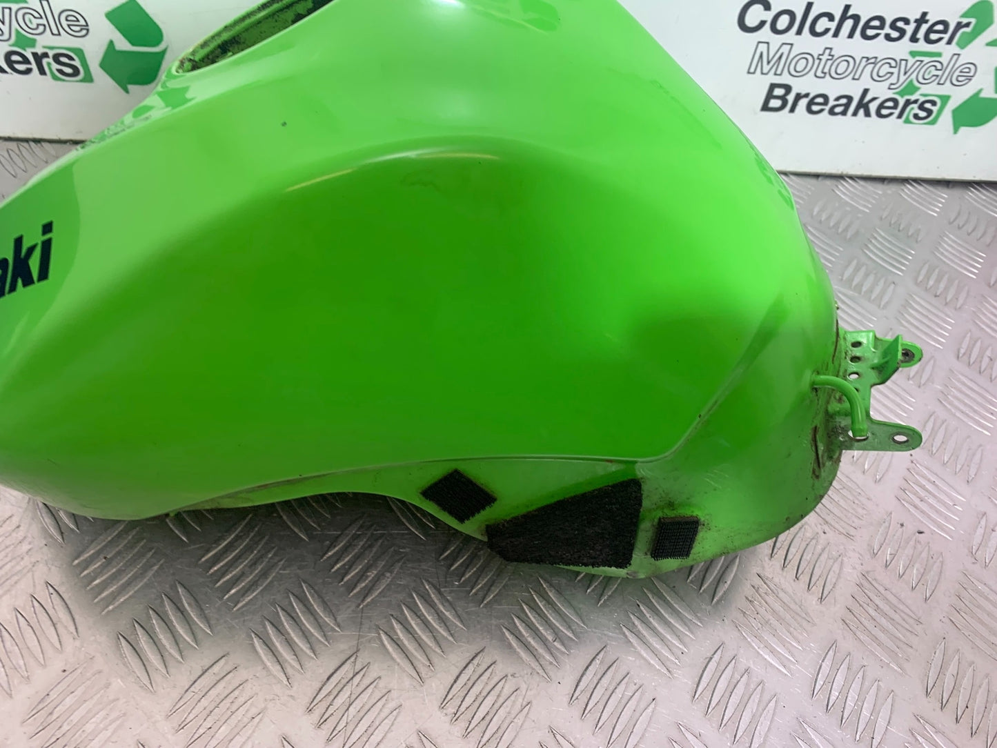 KAWASAKI ZX6R PETROL TANK  YEAR 2009-2012 (CMB1136)