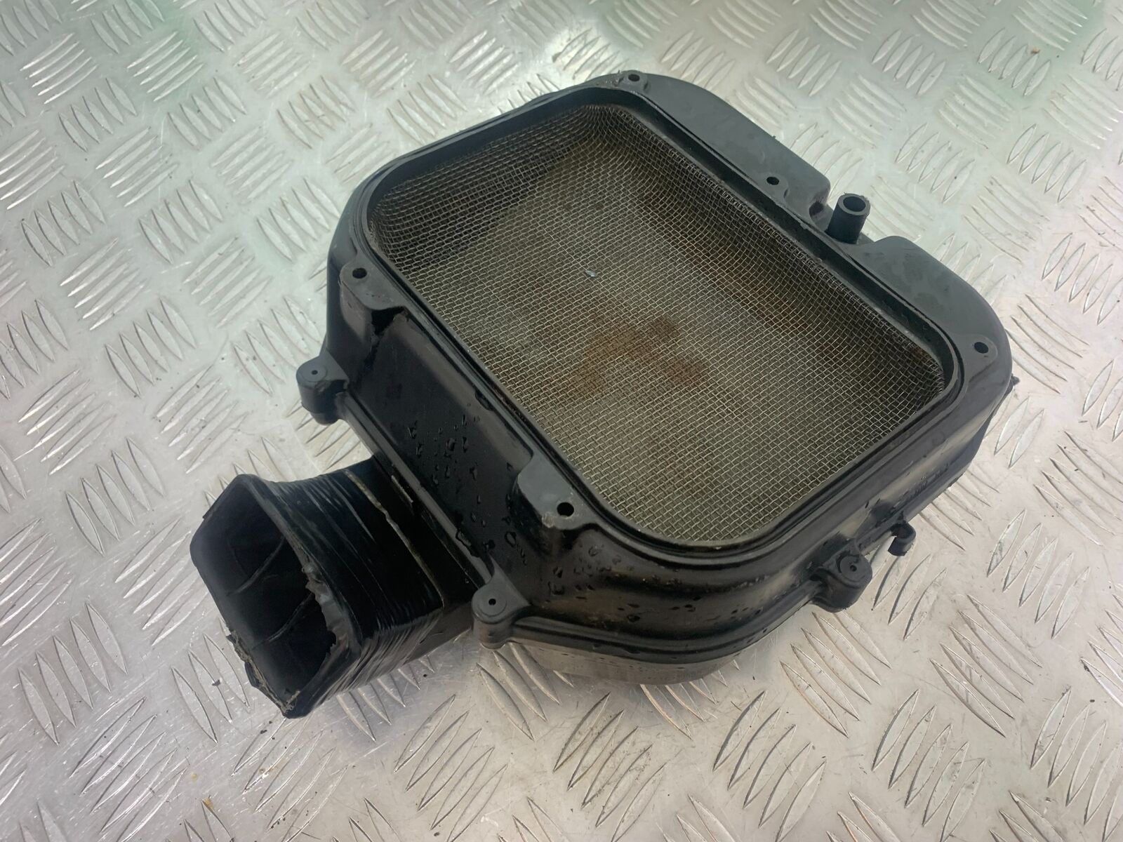 HONDA VFR400 VFR 400 NC21 AIRBOX YEAR 1986-87 (CMB1043)