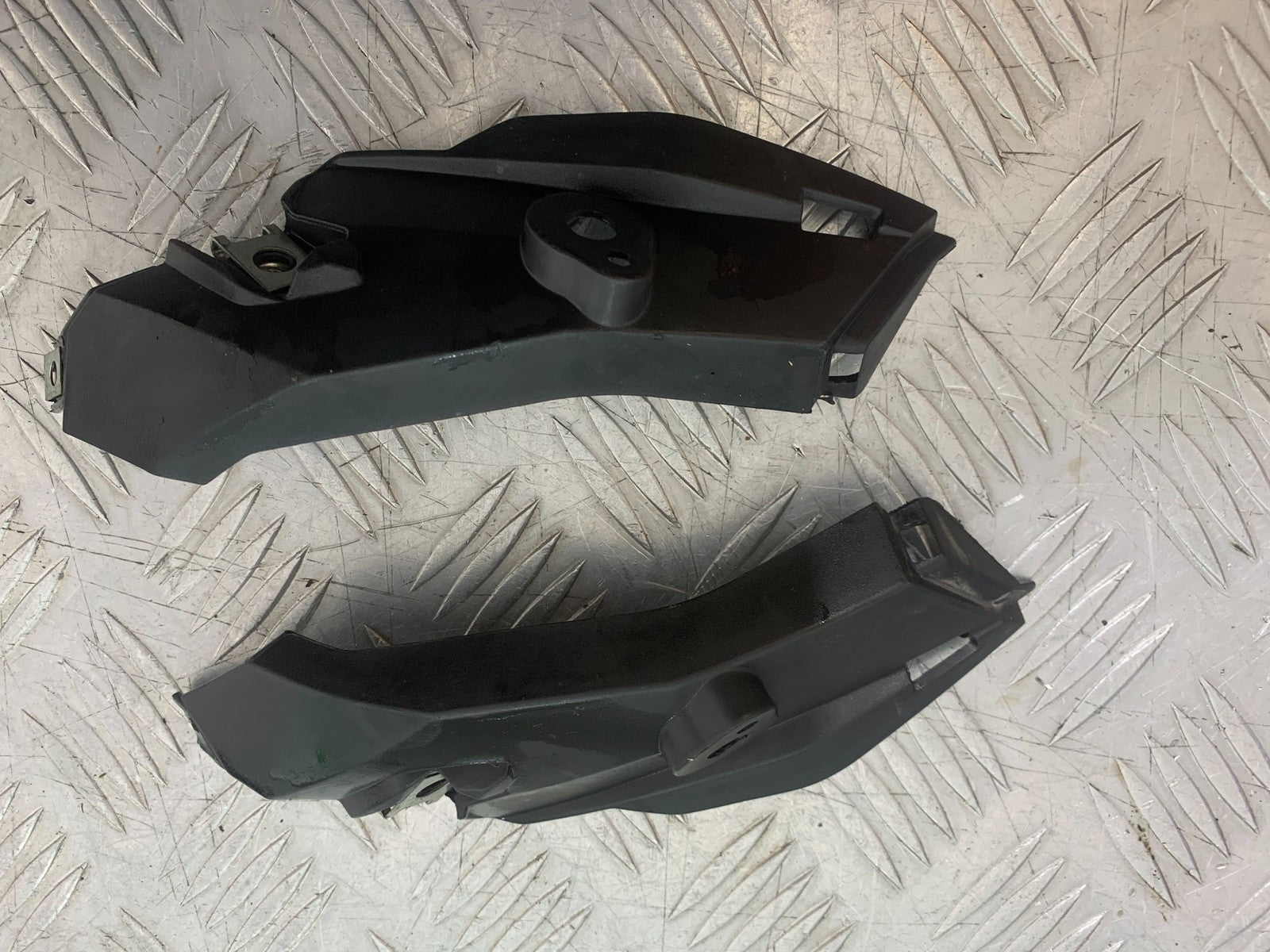 BENELLI BN125 BN 125 FRONT INDICATOR MOUNTS   YEAR 2018-2021 (CMB1194)