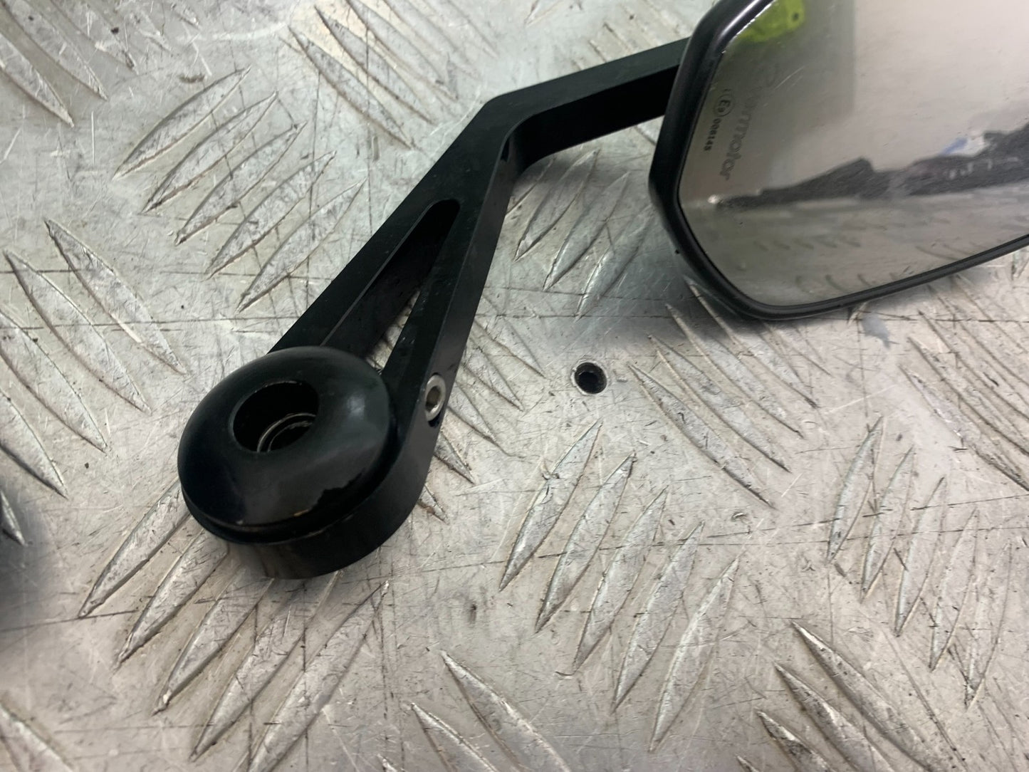 TRIUMPH 675 STREET TRIPLE R MIRRORS  YEAR 2013 - 2016 (CMB1221)