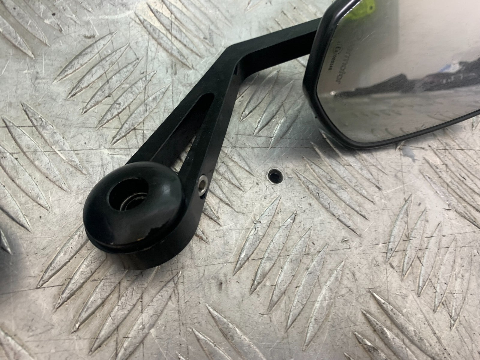 TRIUMPH 675 STREET TRIPLE R MIRRORS  YEAR 2013 - 2016 (CMB1221)