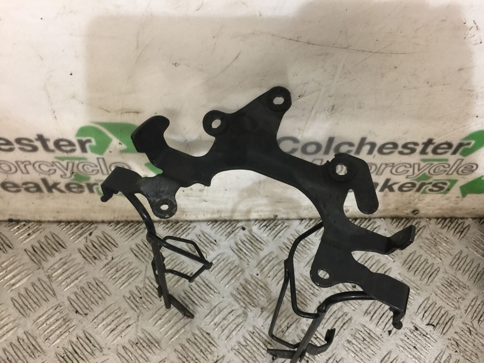YAMAHA FZ1-N SPEEDO BRACKET  YEAR 2006-2012  (STOCK 787)