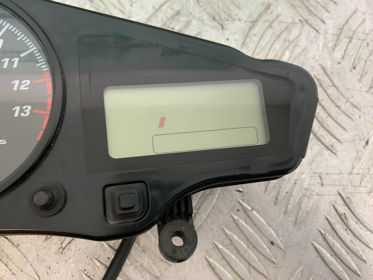 HONDA VFR800 VFR 800 V-TEC CLOCKS SPEEDO DASH  YEAR 2002 -09 (CMB1296)