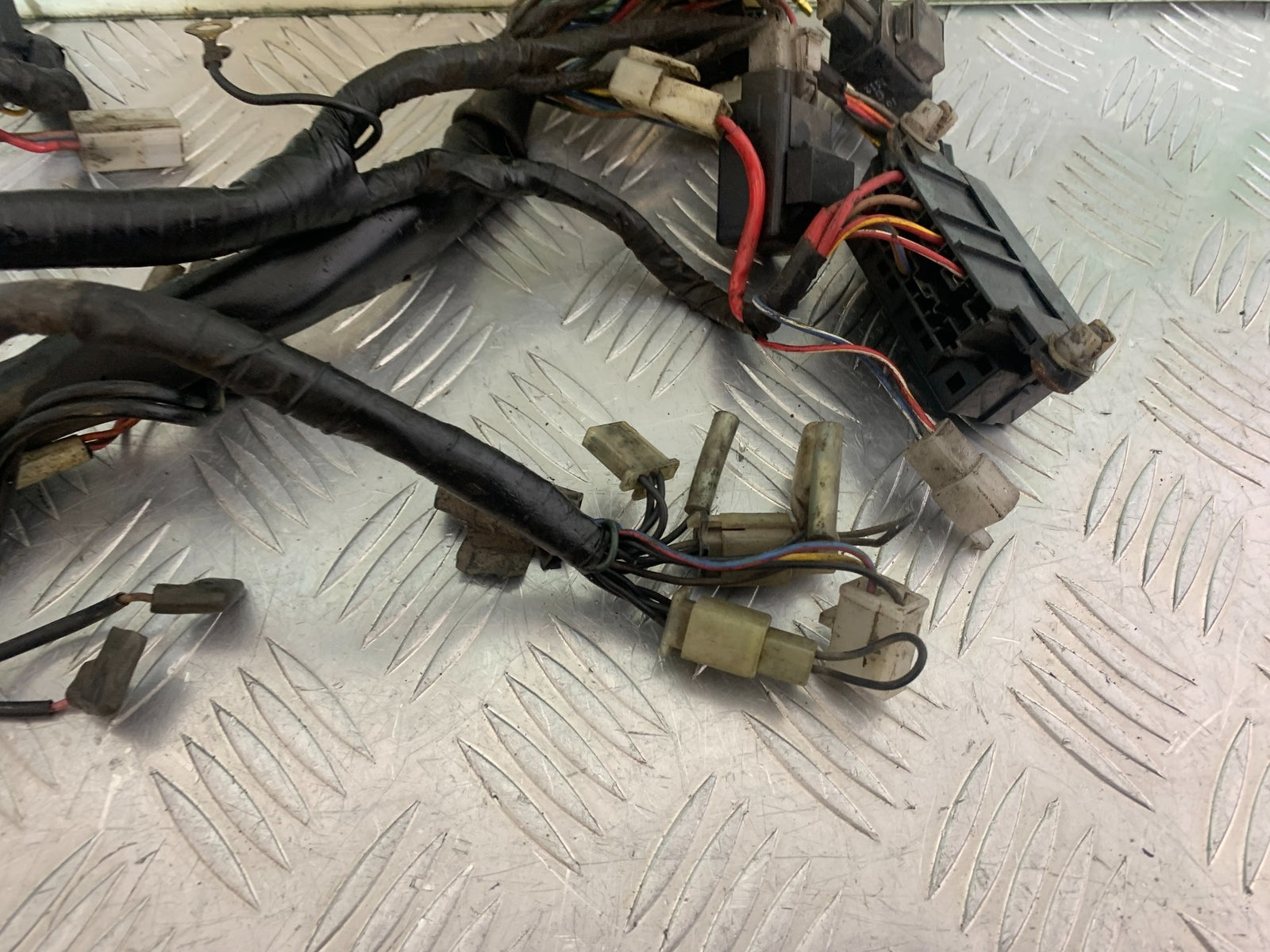 YAMAHA XJR1300 XJR 1300 WIRING LOOM  YEAR  1999-2003 (CMB1119)