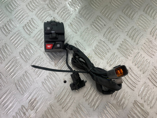 TRIUMPH TRIDENT 660 LEFT SWITCH GEAR   YEAR 2021-2024 (CMB1148)
