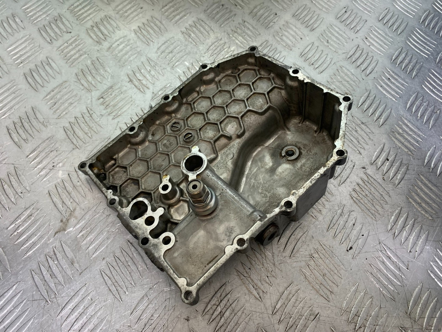 SUZUKI GSX750 INAZUMA SUMP YEAR 1998-2003 (CMB1308)