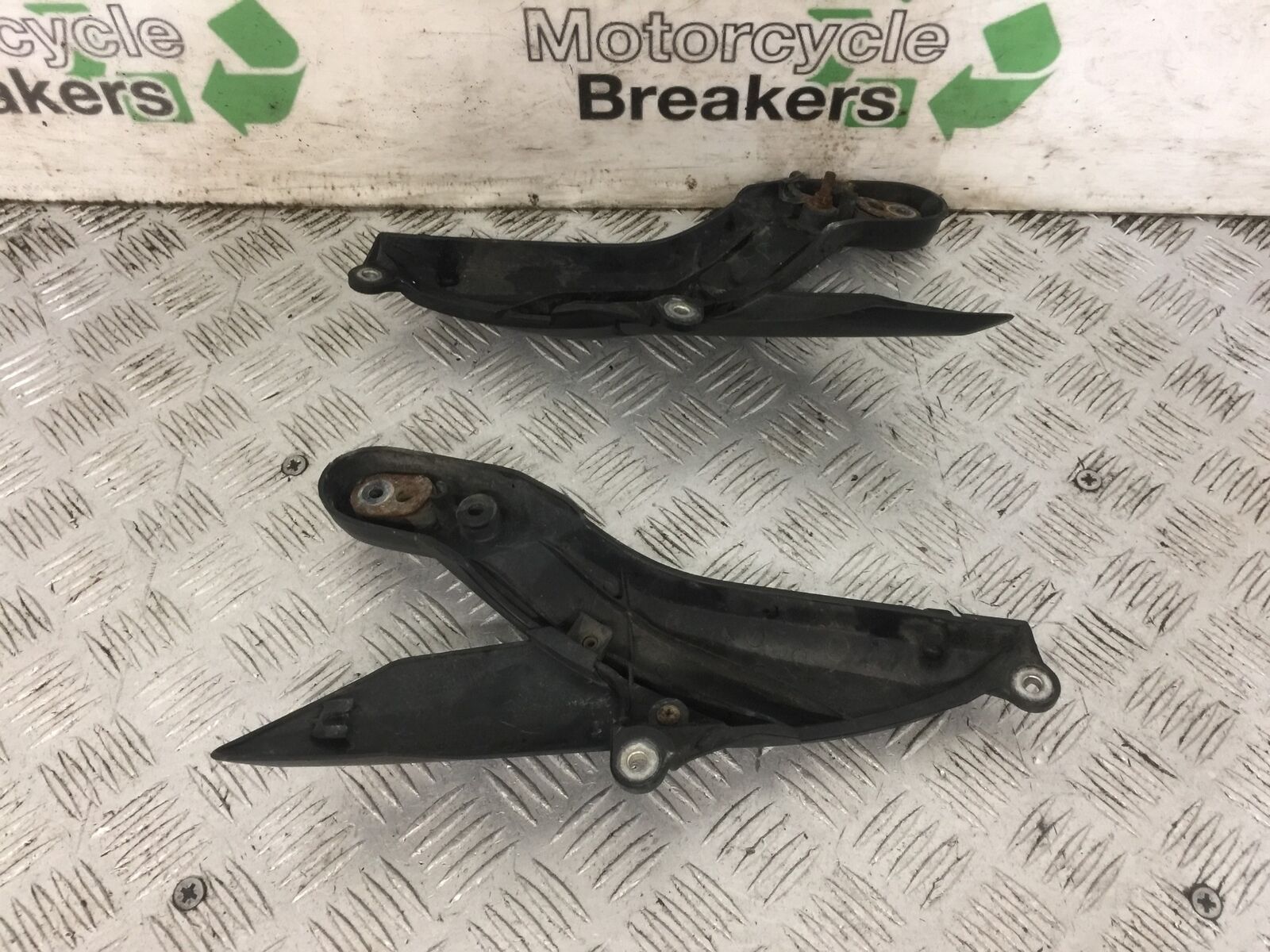 HONDA CBR600 CBR 600 RR REAR INDICATOR MOUNTS   YEAR 2009-2012 (STOCK 804)